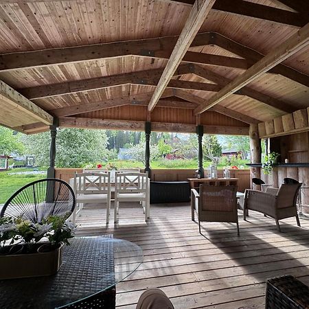 Large Cozy Villa Between Stockholm And Oslo Amotfors Экстерьер фото
