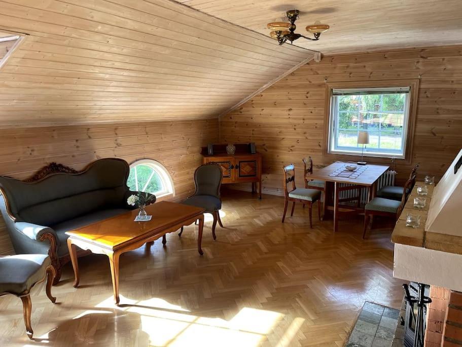 Large Cozy Villa Between Stockholm And Oslo Amotfors Экстерьер фото