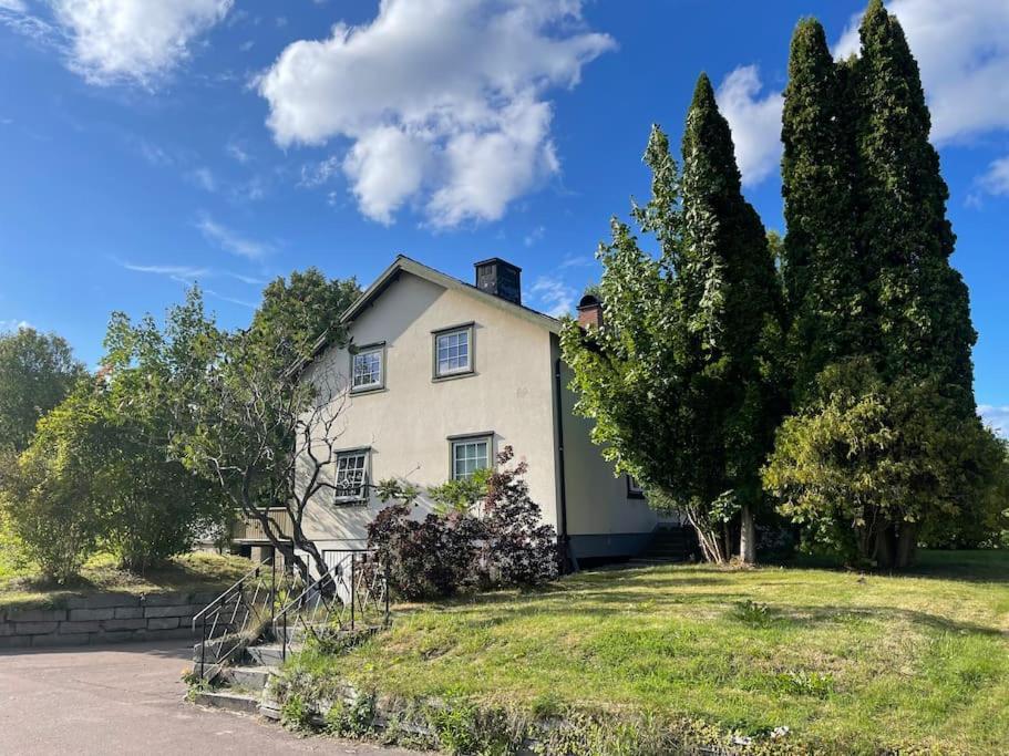 Large Cozy Villa Between Stockholm And Oslo Amotfors Экстерьер фото